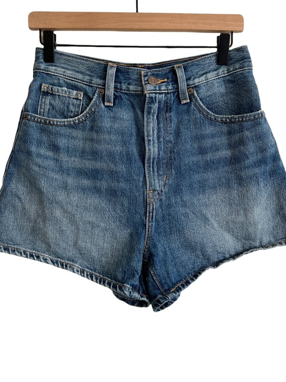 Levi's Medium Wash High Waisted Mom Denim Shorts